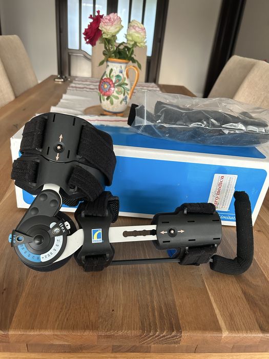 Orteza ptr. cot mana dreapta, telescopica, reglabila, profesionala