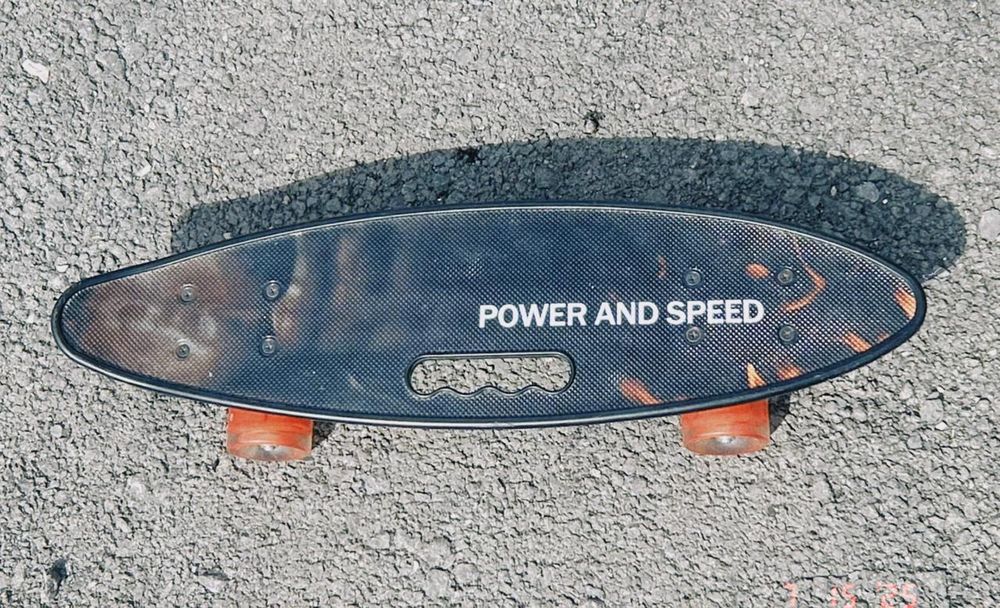 Скейдборд power and speed