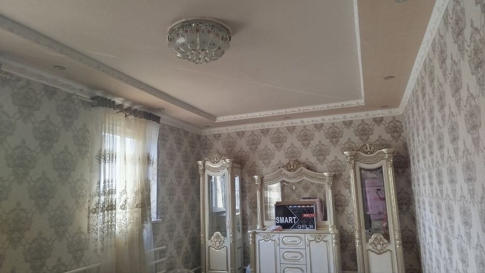 Срочно ховли сотилади