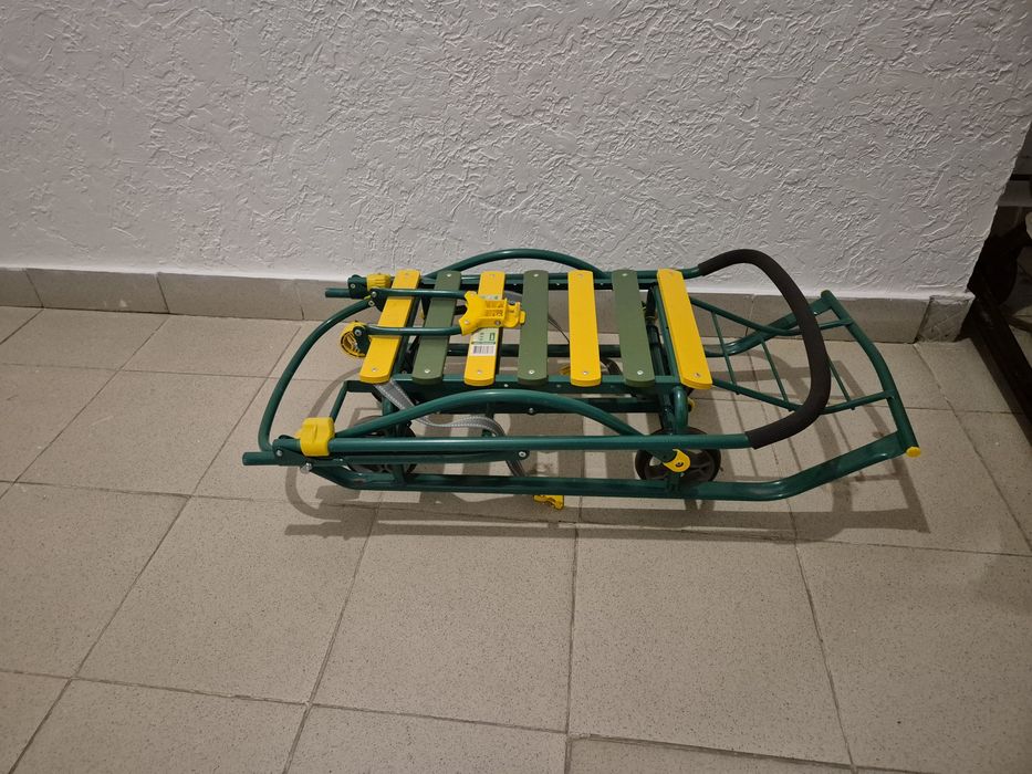 Продаются санки Nikki 3