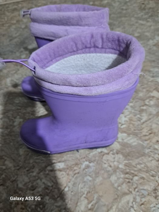 Продам резиновые сапоги