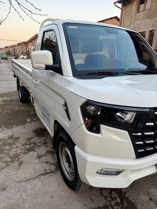 changan labo srochna