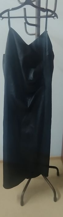 Продам сарафан на бретельках