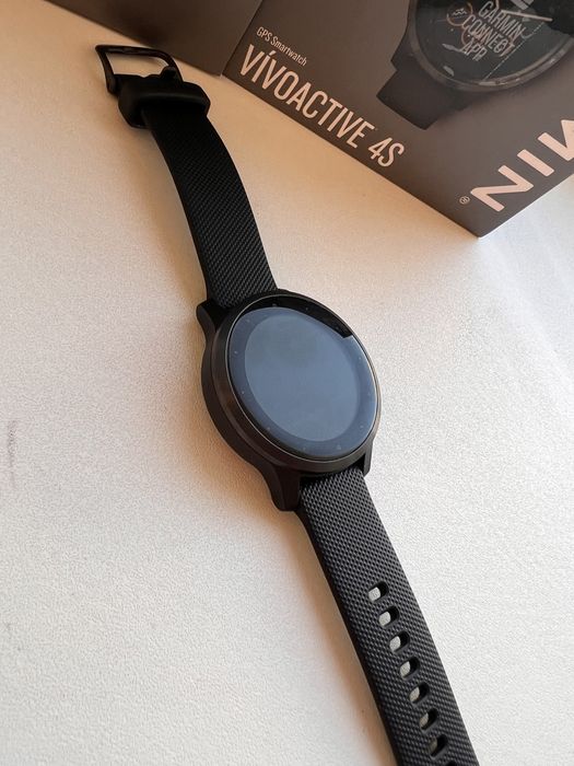 Garmin vivoactive 4s