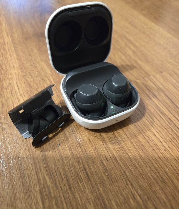 Casti Galaxy Buds FE