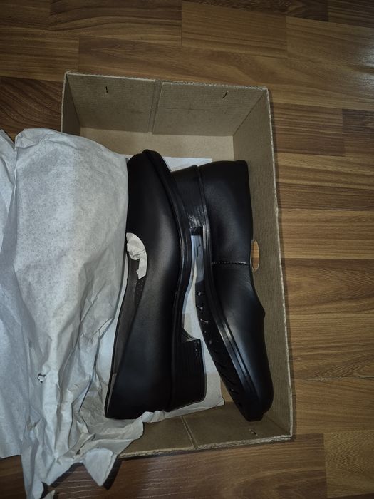 Дамски обувки от естествена кожа