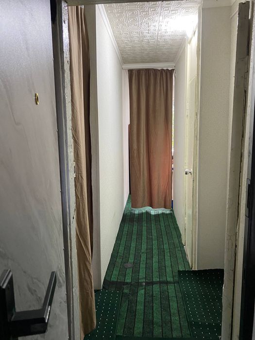 zudlik bilan fargona shaxar frunze masifda 1xonali kv ijaraga beriladi