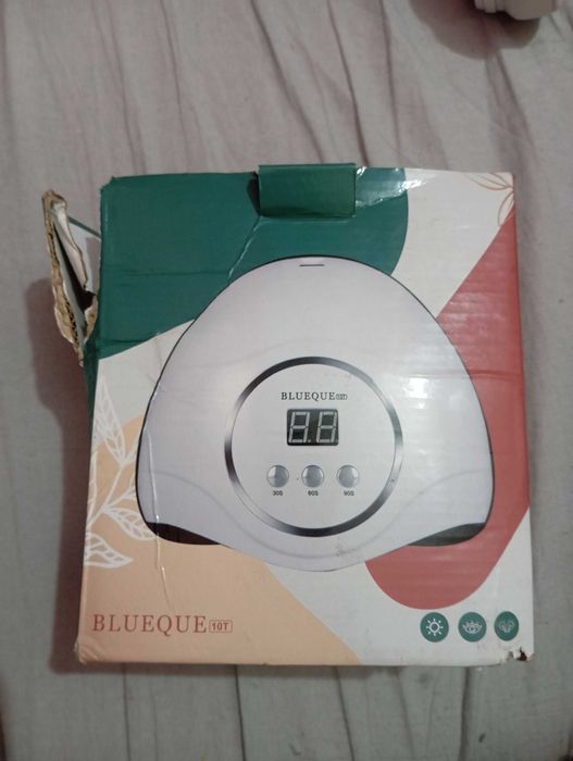 UV лампа за нокти