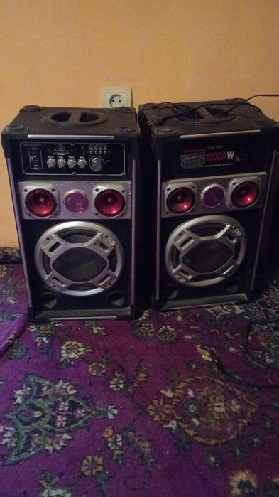 vînd boxe active fără bluthoh