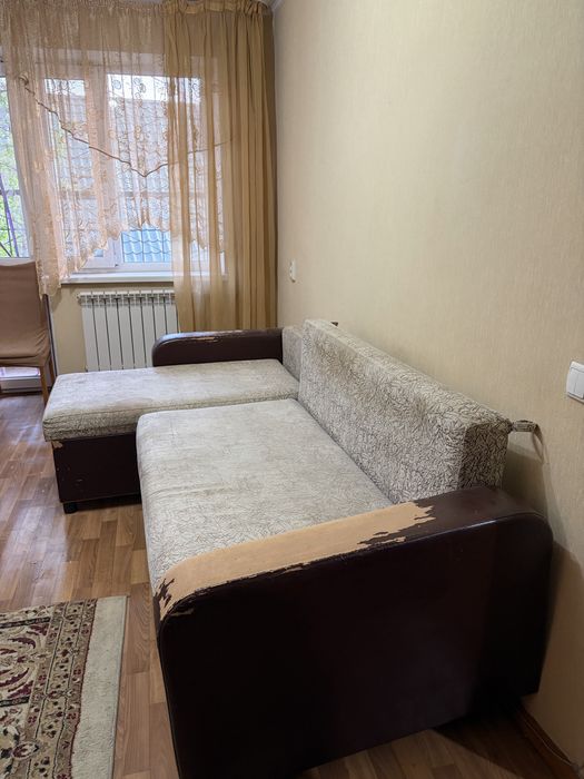 Диваны отдаем бесплатно