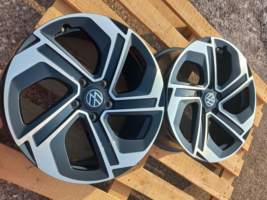 17 Vw Seat Škoda 7.5j et40 Golf Passat Tiguan Touran Чисто Нови.