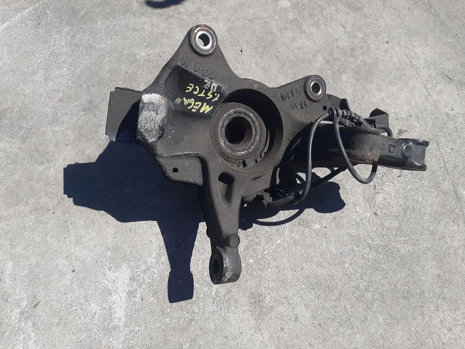 fuzeta dreapta fata renault megane 3  1.4 b tce