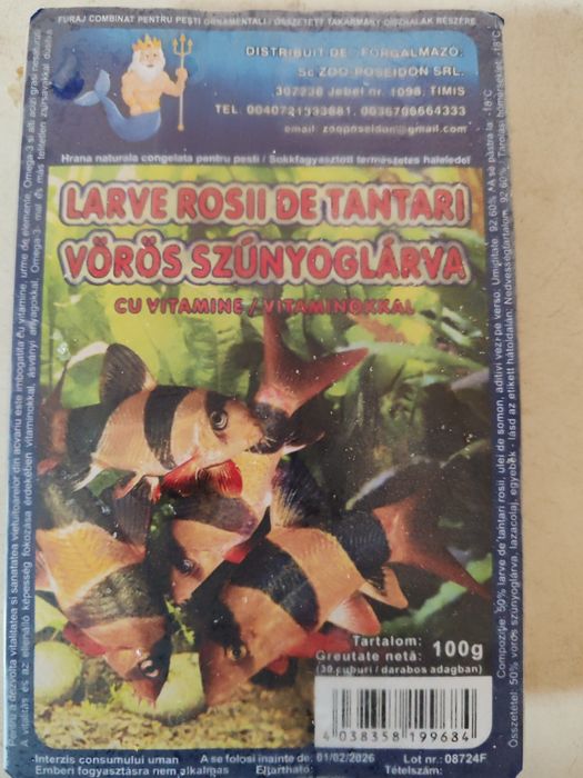 Larve roșii de țânțari, cu vitamine, congelate