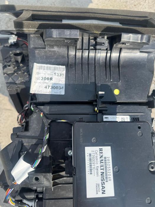 Calculator confort Dacia Logan 3 / Sandero 3 / Duster / Jogger / Nissan / Renault cod 285255204R