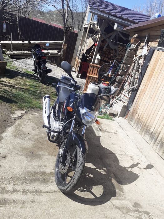 Vand Yamaha 125cmc stare foarte buna