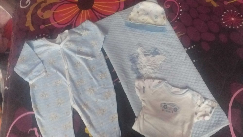 Комплекти,  лотове и детски чорапки за момиченце-12-30лв.