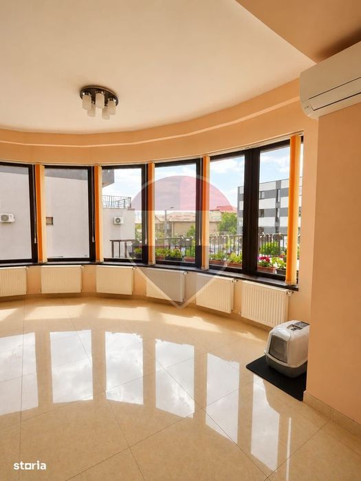 Casă / Vilă cu 12 camere de închiriat în zona Fundeni