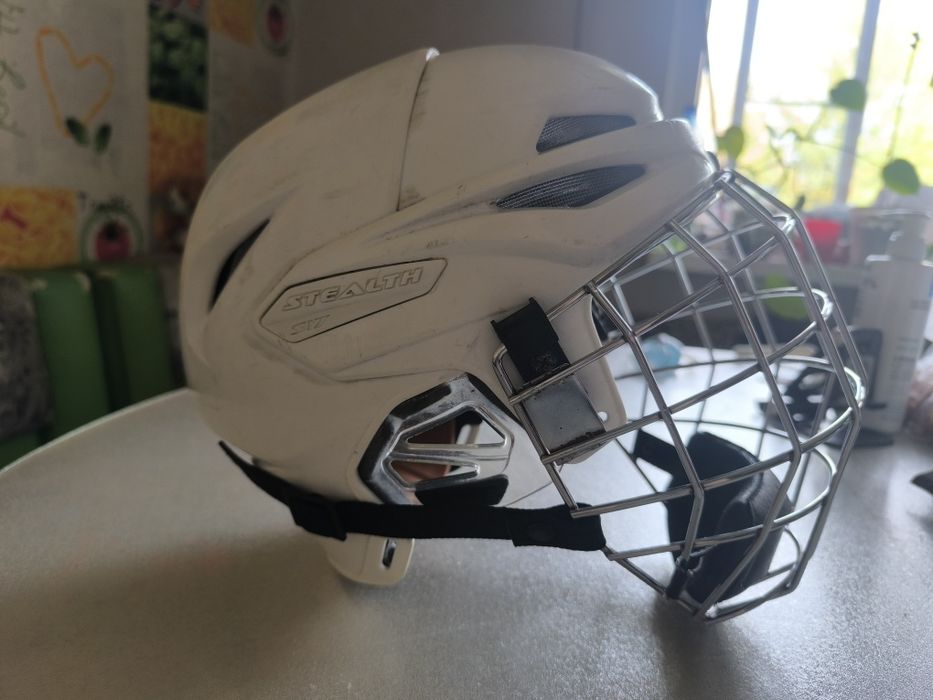 Хоккейный шлем Easton S17