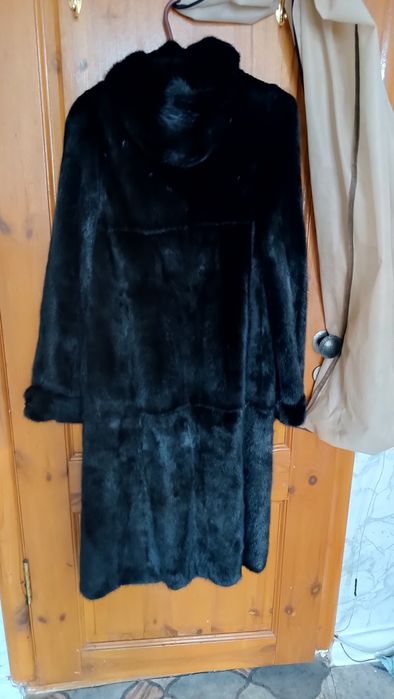 Продам норковую шубу