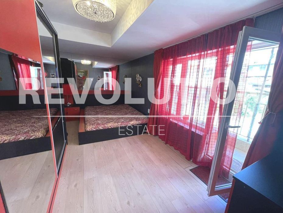 Дава се под наем Двустаен апартамент в Варна, Бриз - 75 кв.м за 498.27 € - Снимка #2