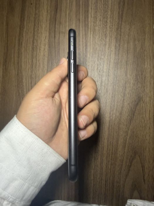 Iphone 11 черный 64 гб