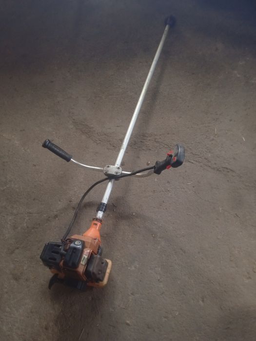 Продам   триммер