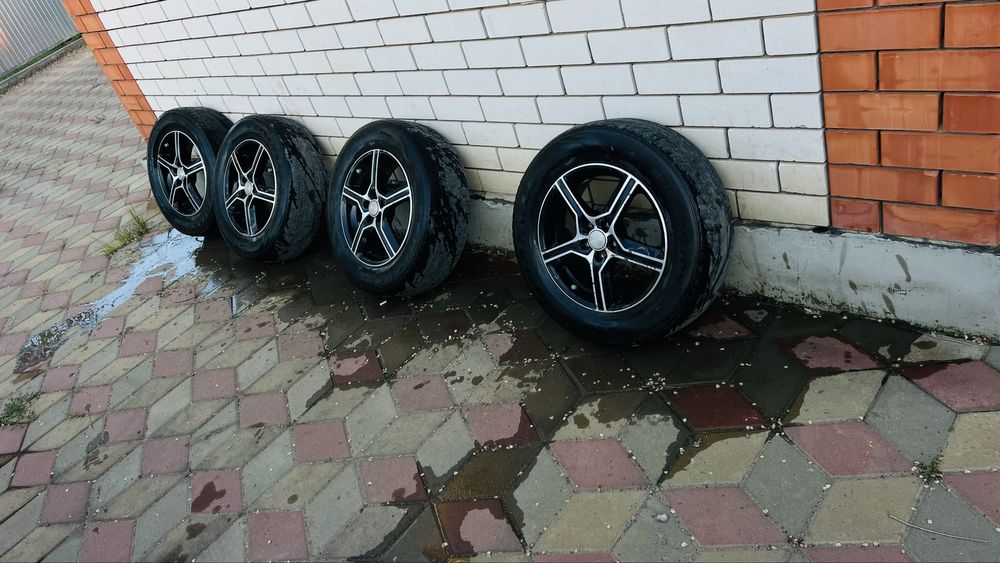 Диск и шины на subaru