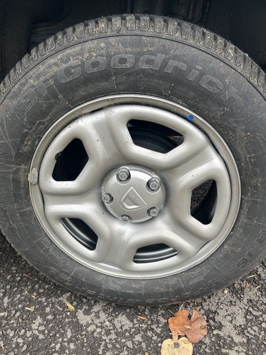 Jante de origine R16 FIDJI dacia duster