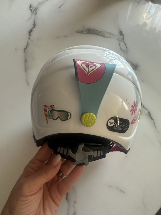 Продавам скиорска каска