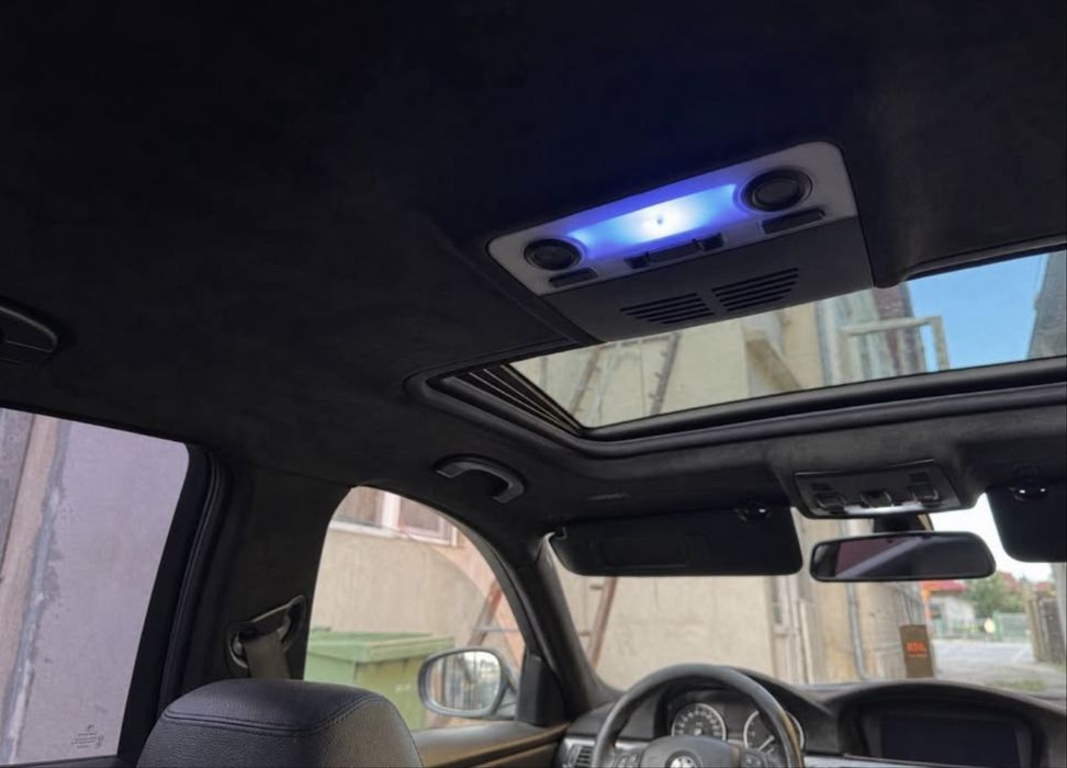 BMW E90 LCI Facelift | Unic Pasionați | Interior Alcantara Custom & Detailing Ceramic