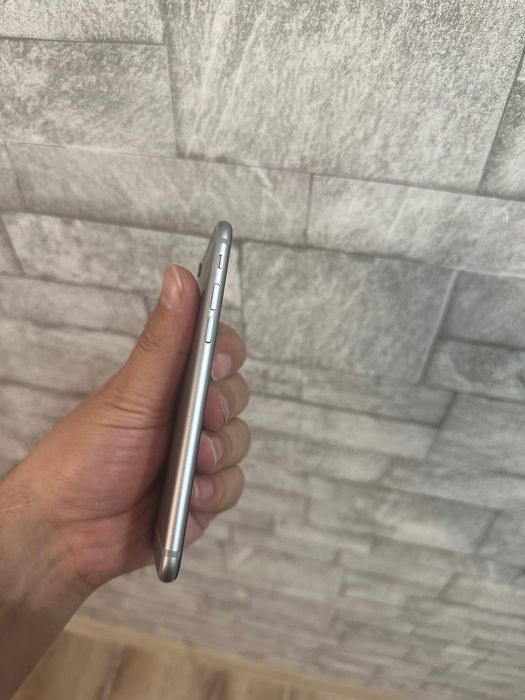 Ofertă iPhone 6 64 GB Ca Nou