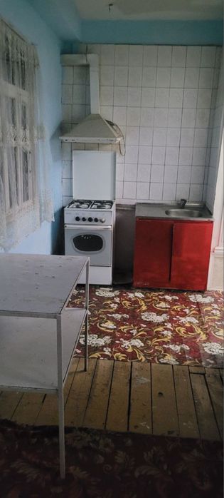 Квартира срочно ижарага берилади!!