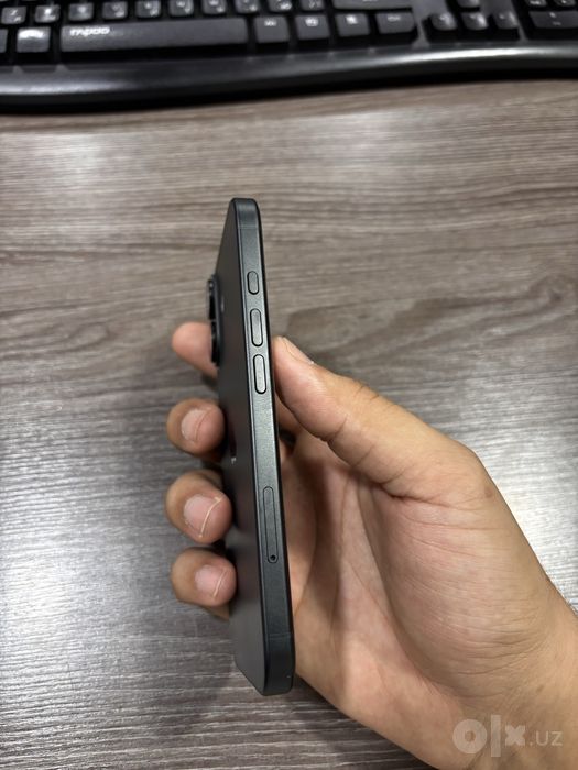 iPhone 16 128 Black Sim