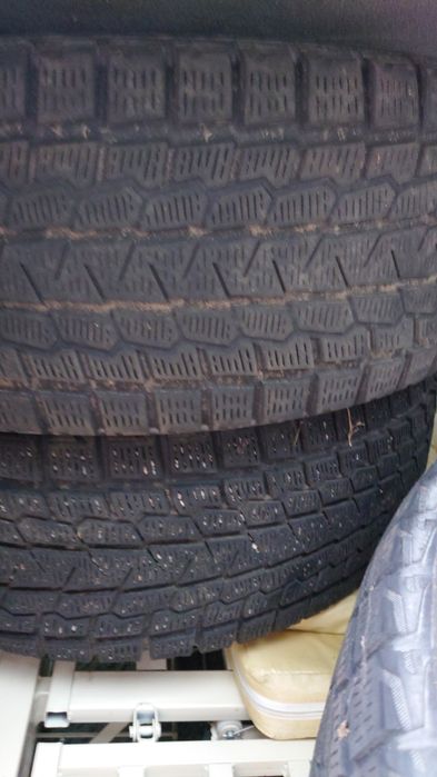 Продам Шины Yokohama  бу