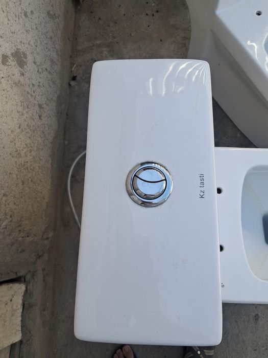 Продам буу унитаз литой