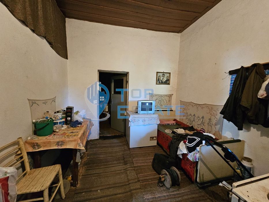 Продава се Къща в с. Козаревец, Област Велико Търново - 220 кв.м за 137 €/кв.м - Снимка #12