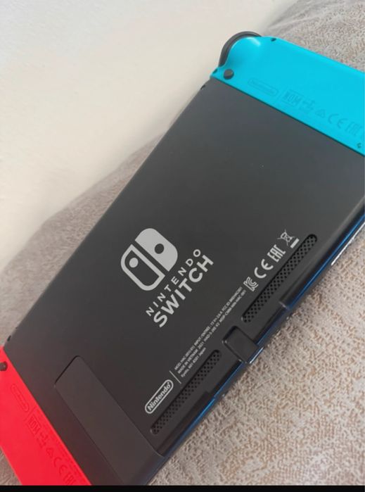 Vând Nitendo Switch