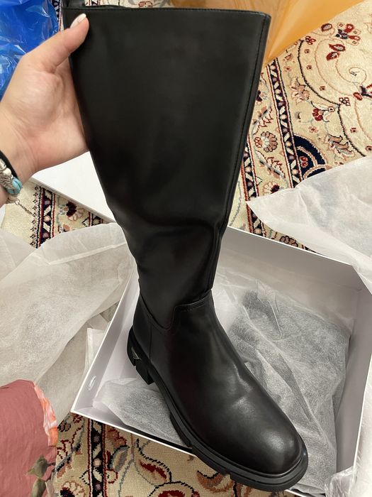 Сапоги женский очень красивый