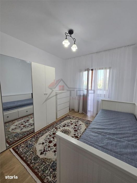 Zimbru - Tigarete, 3 camere decomandat 81mp, bloc din 91