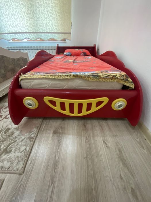 Детско легло автомобил