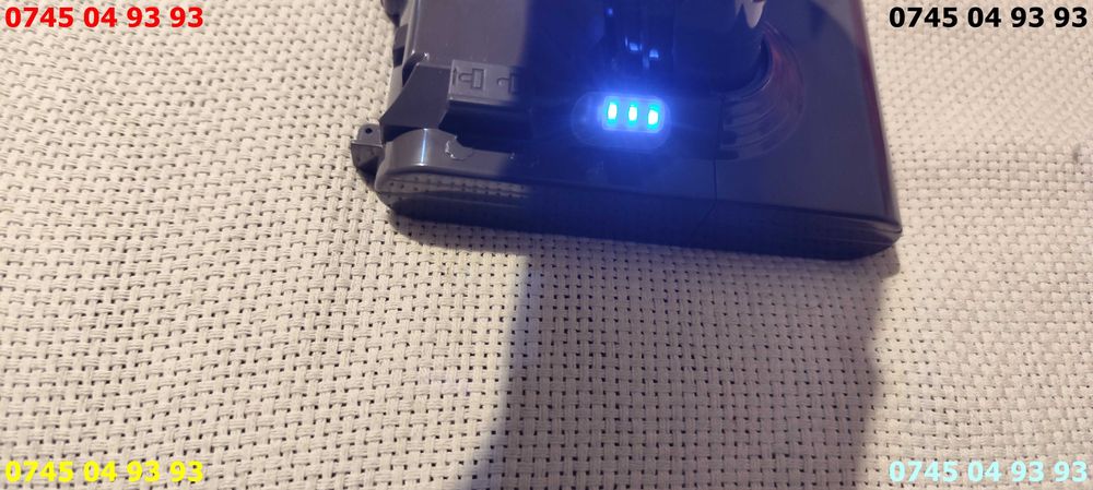 acumulator baterie pentru DYSON 8 noi in cutie 21,6v 4500mAh cu proba