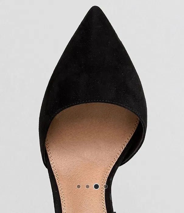 Черные туфли красивые