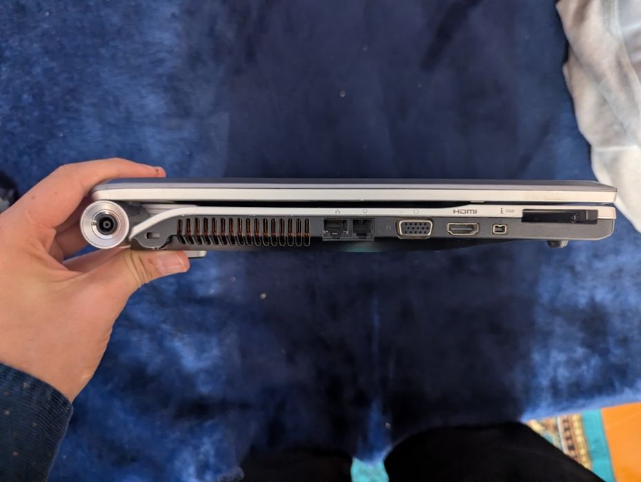 Продам ноутбук сони