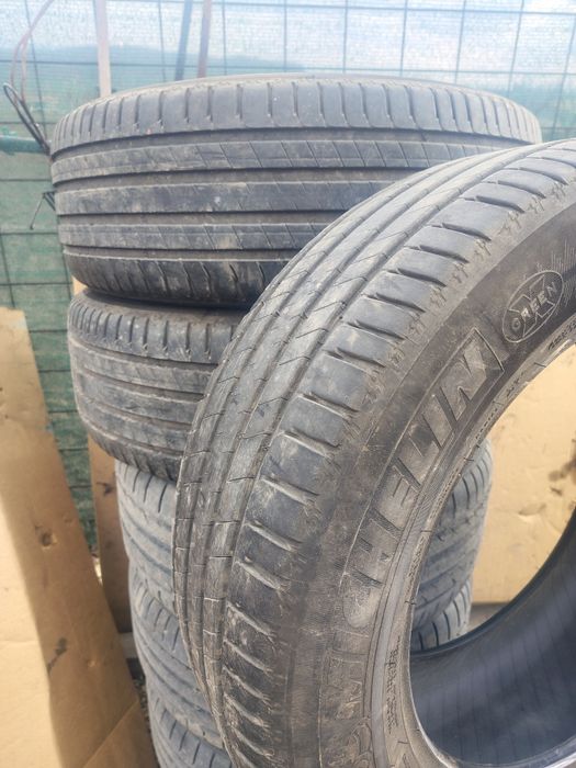 Anvelope Michelin 235/60 R18