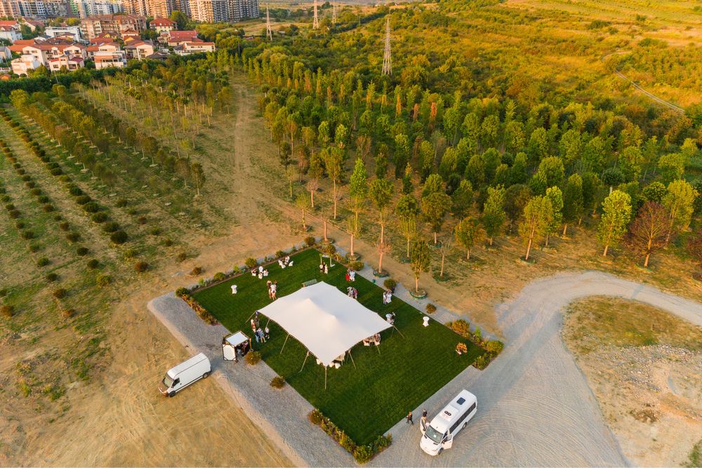 Inchiriez cort african pavilion cununie nunta botez evenimente