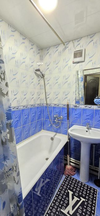 Чиланзар -14 квартал 3-х комнатная Улучшенка