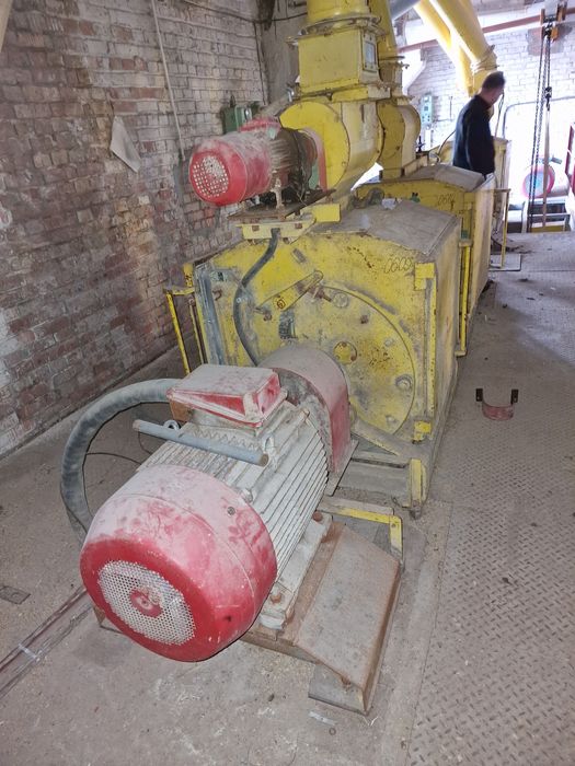 Вертикальная дробилка