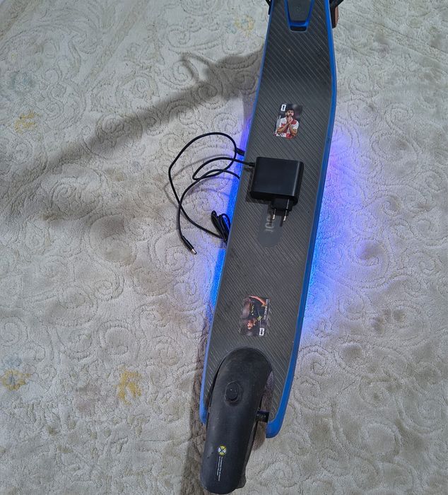 Trotineta electrica pentru copii