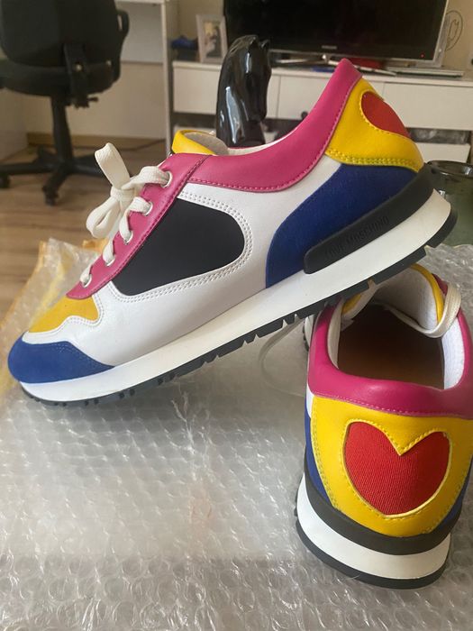 MOSCHINO маратонки