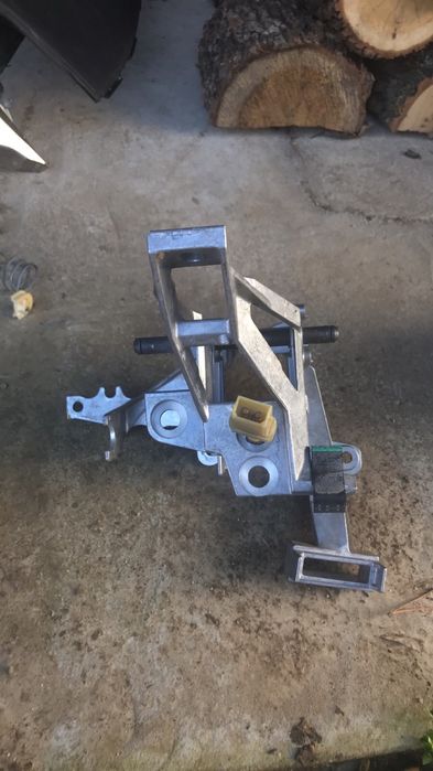 Ауди а4 б5 1.6 1998г.